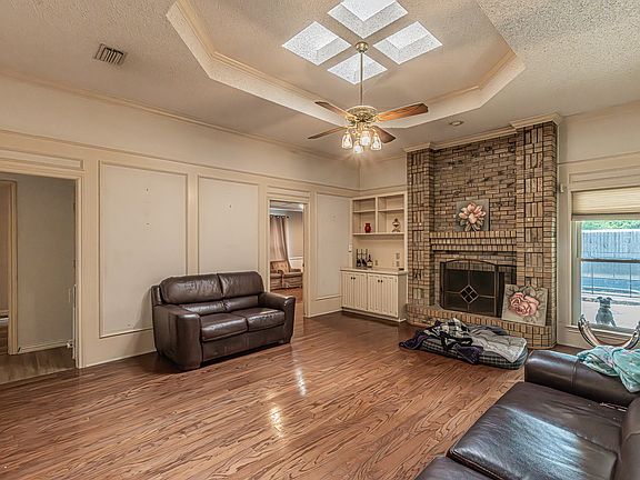 5th image of 3309 Timber View Cir