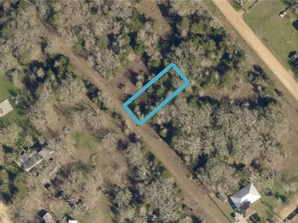 772 Juniper Dr, Caldwell, TX 77836