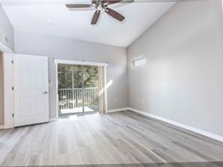 5308 Bowline Ct — Photo 10