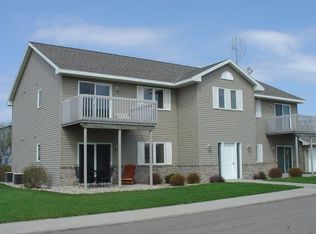 1916 Haughton Ave, Mankato, MN 56003