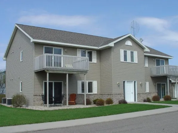 1916 Haughton Ave, Mankato, MN 56003