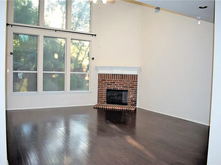3821 Sandlin St — Photo 13
