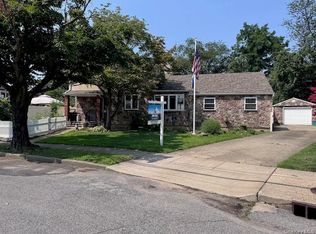 980 Siems Ct, Bellmore, NY 11710