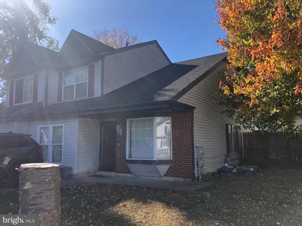 14 Berks Ct, New Castle, DE 19720