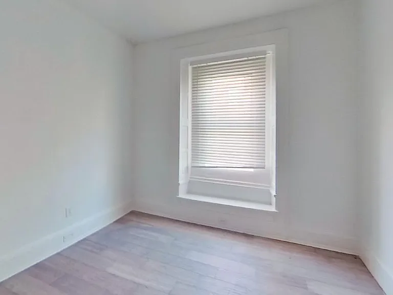 2258 N Van Pelt St — Photo 9