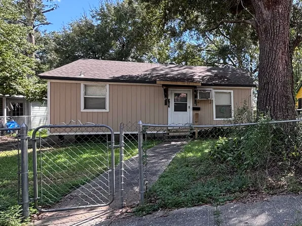 2216 Tulip St, Lake Charles, LA 70601