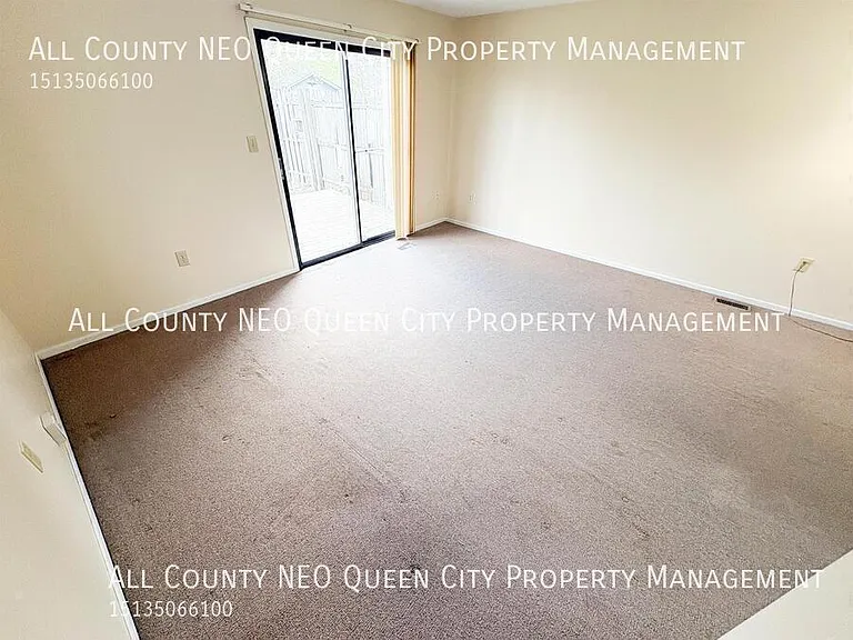 2745 Brookshire Ln — Photo 10