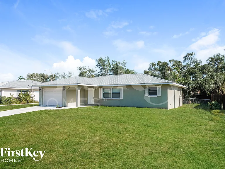14500 Ransom Ave — Photo 1