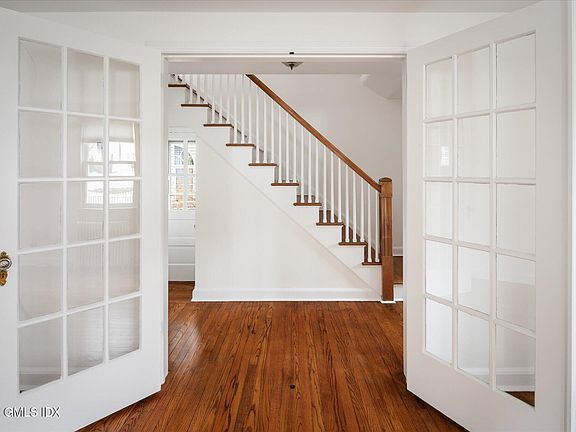 5th image of 255 Byram Rd