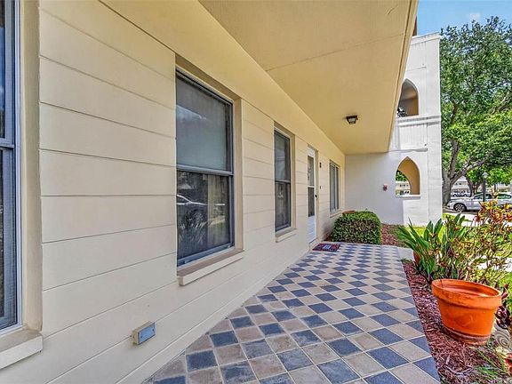 5th image of 2222 Americus Blvd N APT 18