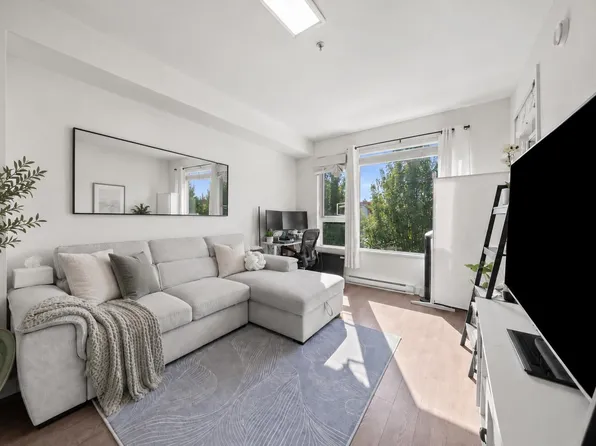 8360 Delsom Way #213, Delta, BC V4C 0E6