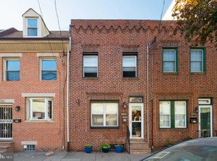 1102 S Front St, Philadelphia, PA 19147