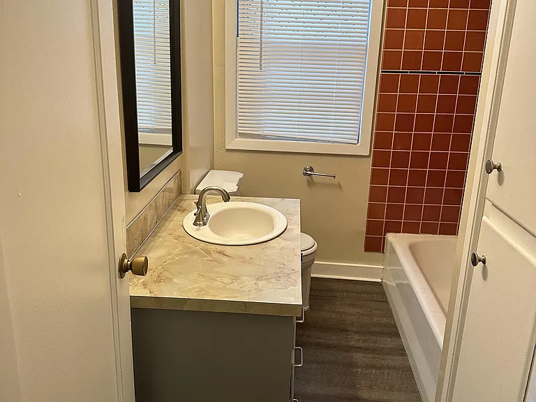 4926 NE 25th Ave — Photo 28
