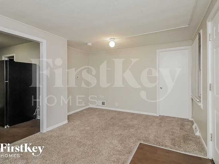 2918 Gabriel Ave — Photo 5