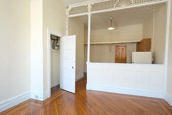 Rented by CG Realty | media 21