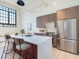 3003 Glenwood