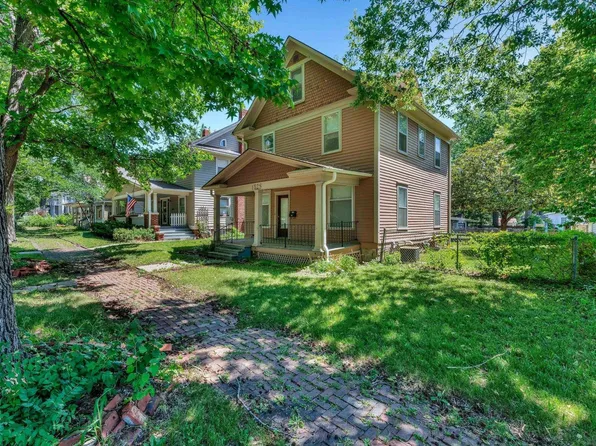 1528 SW Mulvane St, Topeka, KS 66604