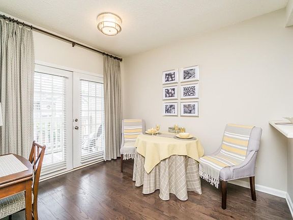 4th image of 505 Vinings Forest Ct SE