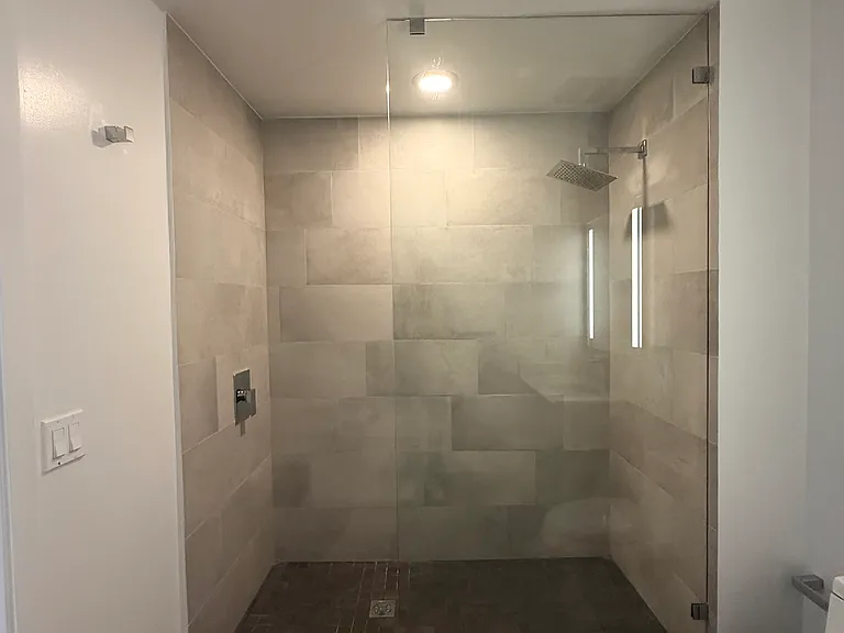 178 NW 28th St #1 — Photo 9