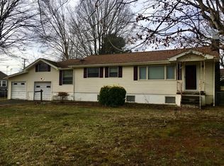 1042 Steekee Rd, Loudon, TN 37774