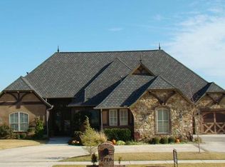 3719 NE Eastlake Dr, Lawton, OK 73507