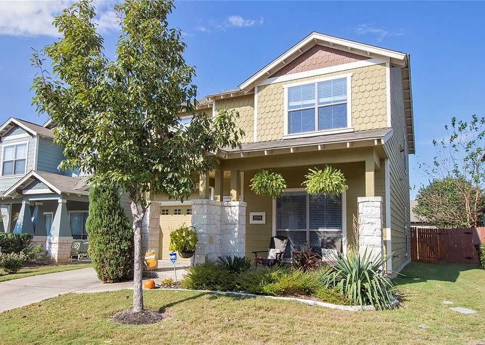 1st image of 2204 Amur Dr
