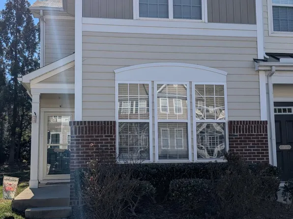 7869 Spungold St, Raleigh, NC 27617