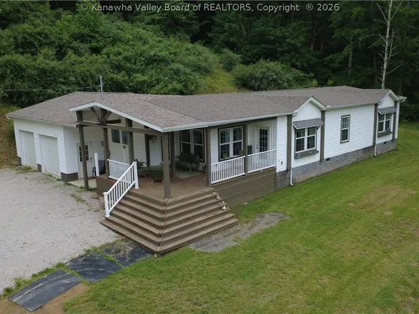 170 Mathews Mountain, Milton, WV 25541
