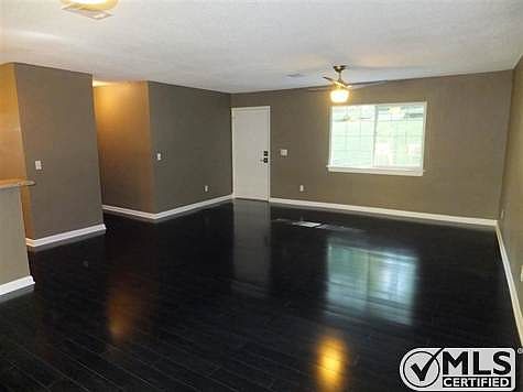 2nd image of 1110 Albritton Dr #3