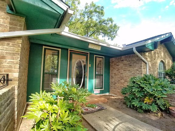 4th image of 3208 Glasgow Dr