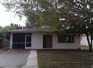 656 102nd Ave N, Naples, FL 34108