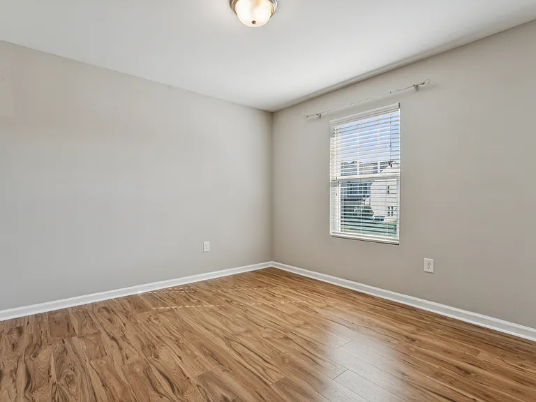 4442 Wedge Dr — Photo 31