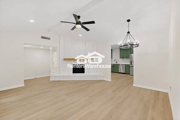 4840 Graham Ct — Photo 10