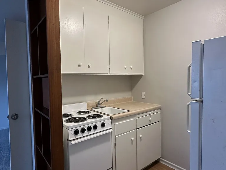 5926 Fauntleroy Way SW — Photo 12