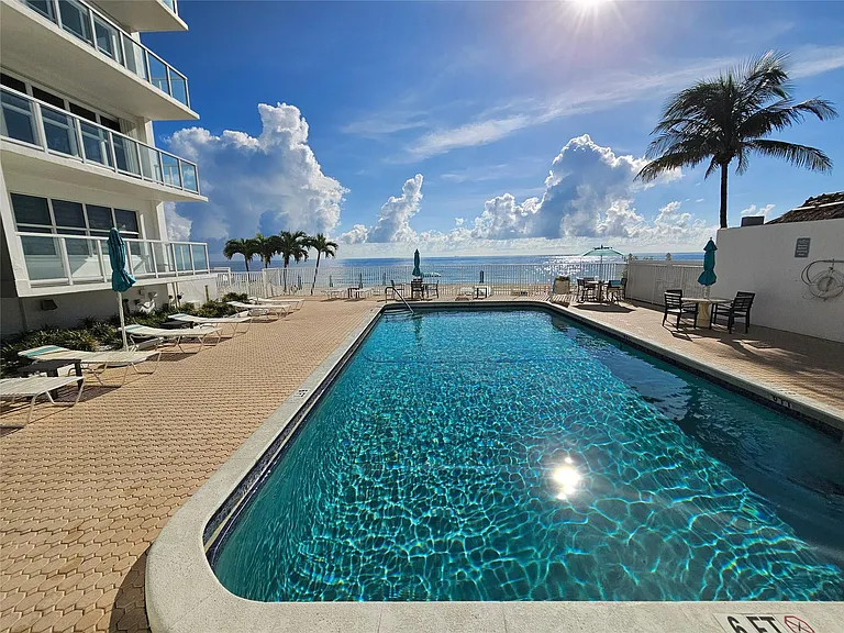 3750 Galt Ocean Dr #209 — Photo 21
