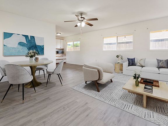 3rd image of 561 Kainalu Pl