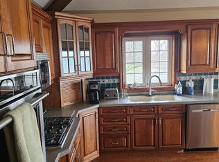 1102 Front Rd, Norfolk County, ON N0E1P0