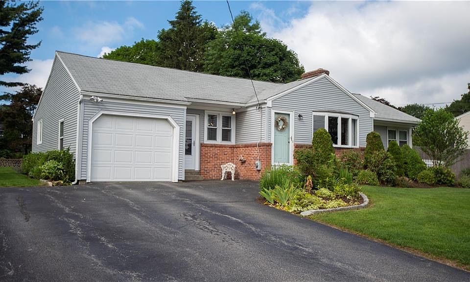 1st image of 167 Lawnacre Dr