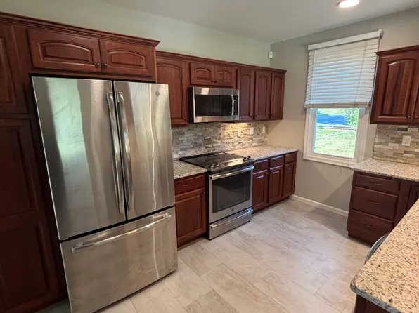 290 N Cornwall Rd, Lebanon, PA 17042