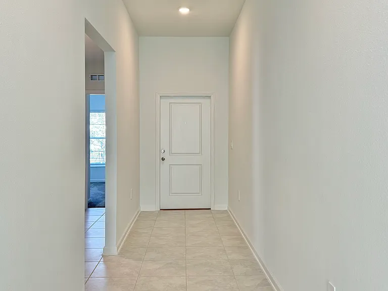 1612 Marksman Rd — Photo 9