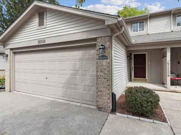 36550 Deerhurst S, Westland, MI 48185