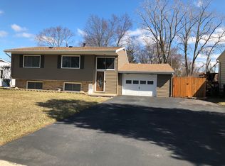 4546 Framingham Dr, Sylvania, OH 43560