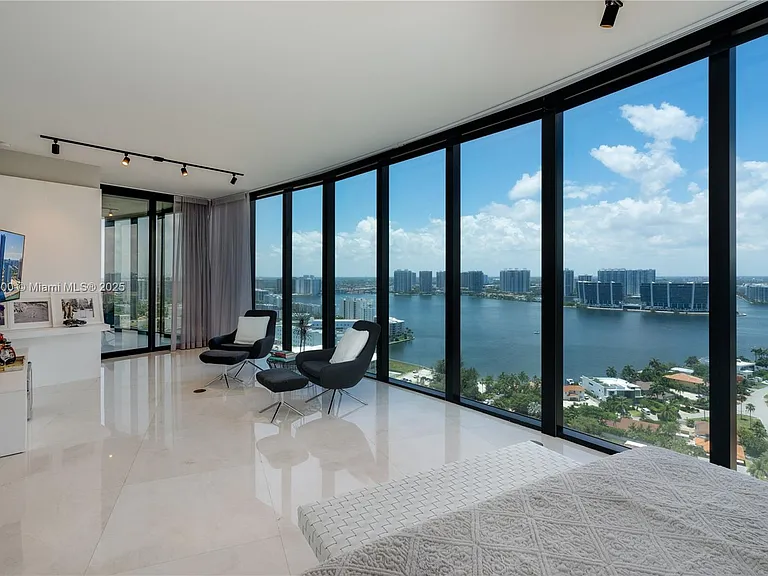 18555 Collins Ave #2403 — Photo 14