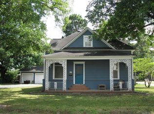 111 W 16th St, Stuttgart, AR 72160