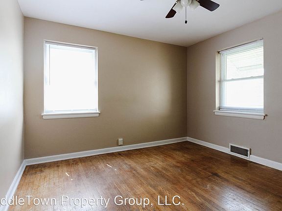 5th image of 216 S College Ave #8351665