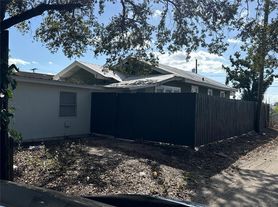 1907 N 49th St, Tampa, FL