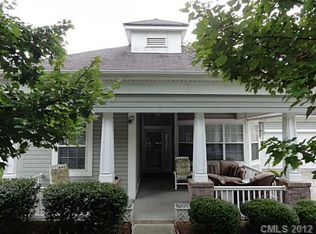 1017 Stonedown Ln, Matthews, NC 28104