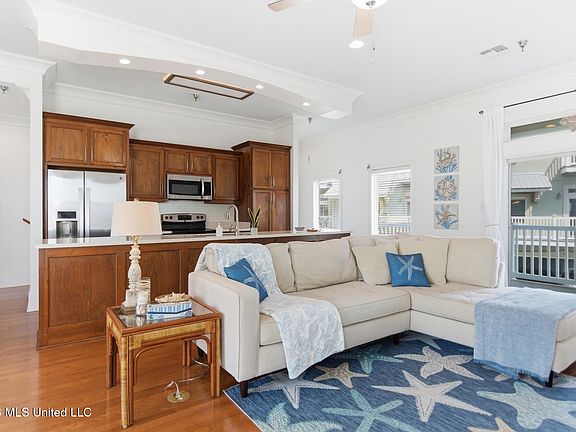 5th image of 705 W Beach Blvd #705