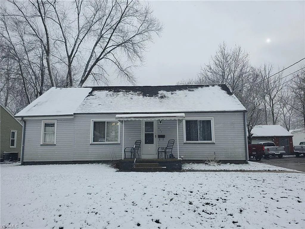 417 5th St photo 1