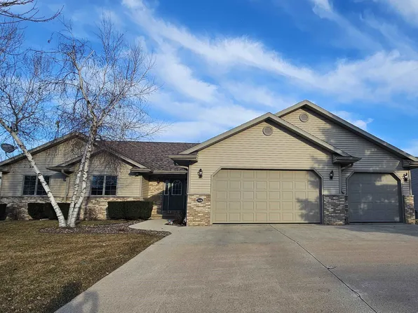 346 Pinecrest Ct, Mayville, WI 53050